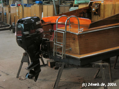 Heck, Badeleiter, Viertaktmoter Suzuki DF 40TS Heck, Badeleiter, Viertaktmoter Suzuki DF 40TS